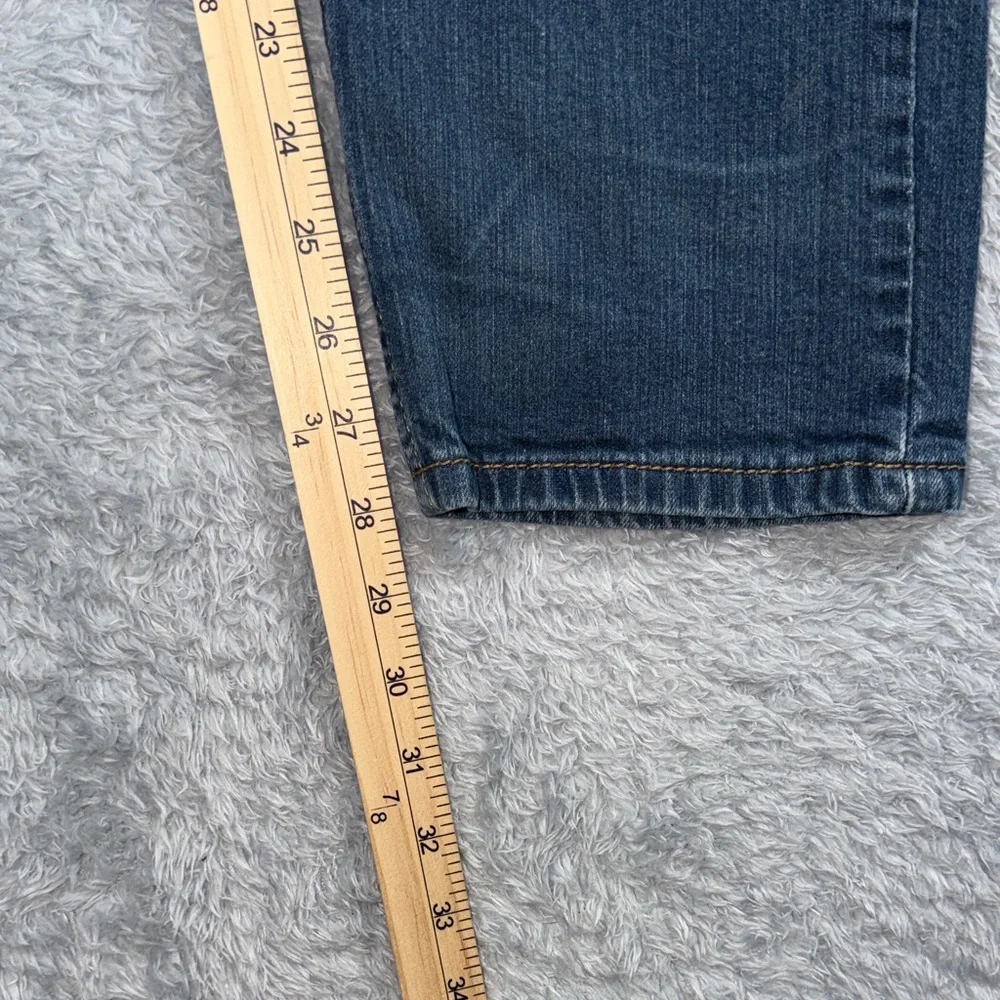 Levi's Slim Fit Jeans in Classic Blue